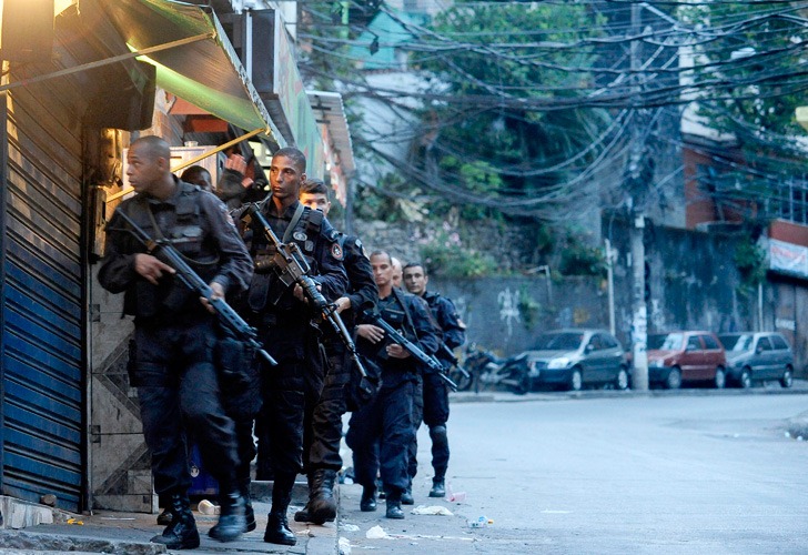 [Rocinha%25207%255B3%255D.jpg]