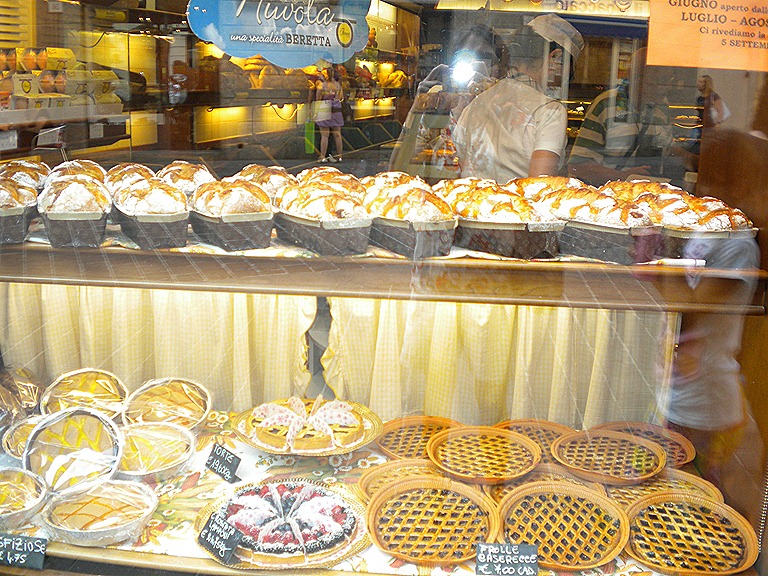 [DSCN1029%255B6%255D.jpg&description=Orange Bread and Lake Como')]