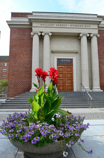 [Church-Temple49.jpg]