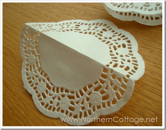Folded Doily@NorthernCottage.net Folded Doily@NorthernCottage.net