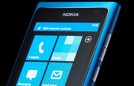 [Nokia-800feature2%255B4%255D.jpg]