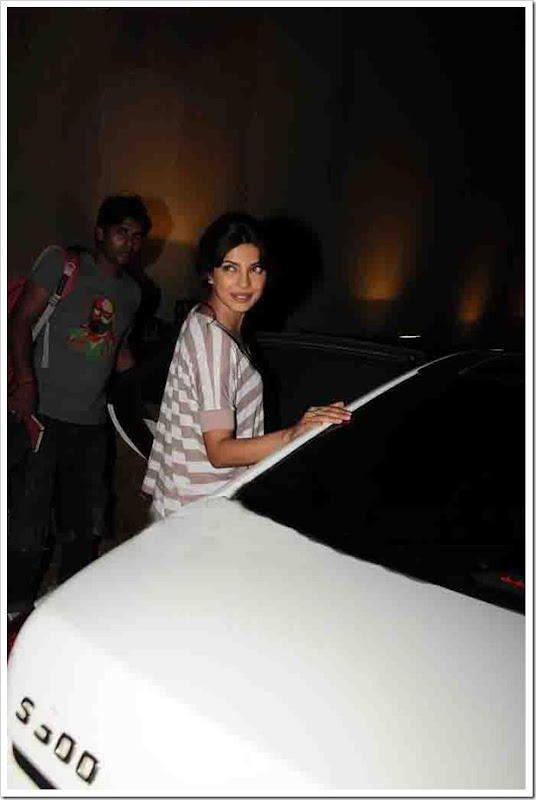 Priyanka-Chopra-3 Priyanka-Chopra-3