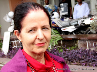 Mme Barbara Bentein, représentante de l’Unicef le 06/01 /2012 à Kinshasa, lors de la remise officielle des matériels roulants au Ministère de la Santé Publique. Radio Okapi/ Ph. John Bompengo
