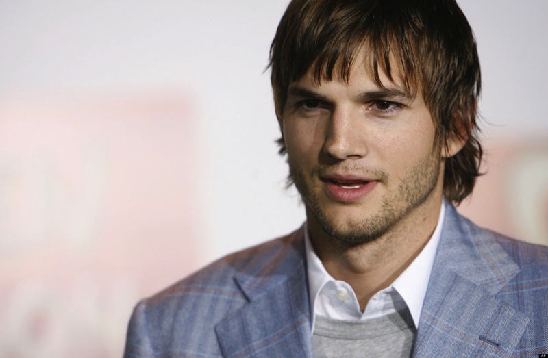 O ASHTON KUTCHER SUNDANCE facebook