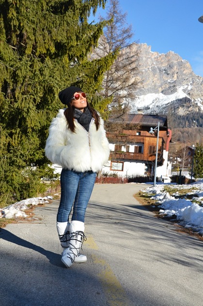 cortina fashion weekend, mycortinafashion, kway peluche, taglio del nastro, le 5 bloggers ufficiali, italian fashion bloggers, fashion bloggers, street style, zagufashion, valentina coco, i migliori fashion blogger italiani cortina fashion weekend, mycortinafashion, kway peluche, taglio del nastro, le 5 bloggers ufficiali, italian fashion bloggers, fashion bloggers, street style, zagufashion, valentina coco, i migliori fashion blogger italiani
