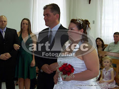 Fotos do evento VINÍCIUS&DERENICE. Foto numero 163. Fotografia (fotografias) da Art Tec Fotografias que faz fotos de casamento, fotos de festas, fotos de eventos sociais, fotos de aniversário, fotos de formatura, fotojornalismo, ensaios fotográficos, fotos de estúdio, book fotográfico e outros serviços fotográficos em Pelotas, RS, e outras cidades do Rio Grande do Sul. fotos casamento de pelotas rs para noivas casamentos rio grande do sul foto fotografia penteados modelo havaiano dj arranjos mesa