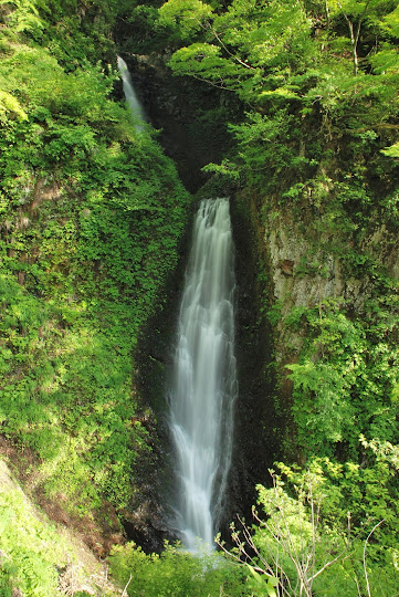 御堂の滝