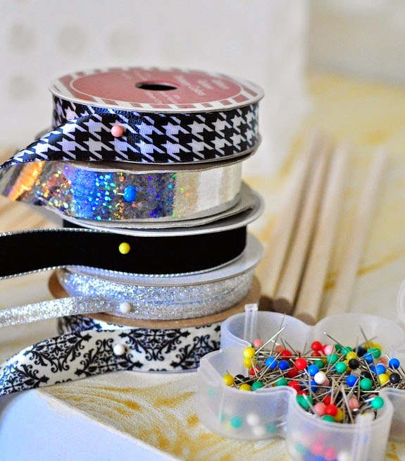 #DIY $3 Craft Ribbon Storage with Built In Dispenser #DIY $3 Craft Ribbon Storage with Built In Dispenser