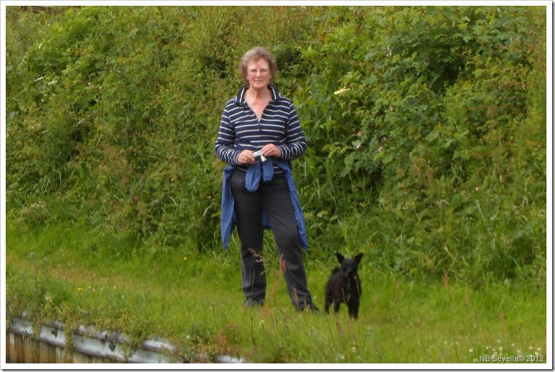 SAM_0881 Carol and Molly SAM_0881 Carol and Molly