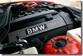 Modifications to the restoration of limited edition BMW 320i M red - engine