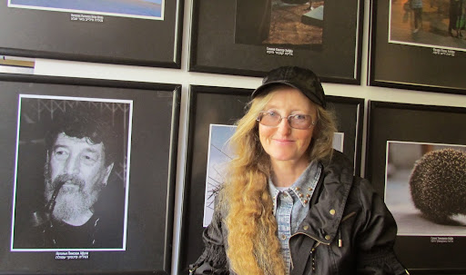 00 29 Pinskaya s portretom.jpg