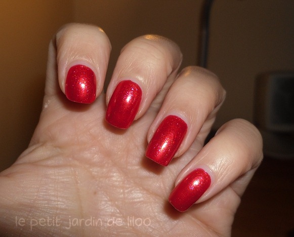 [05-2true-nail-polish-crystal-collection%255B9%255D.jpg]