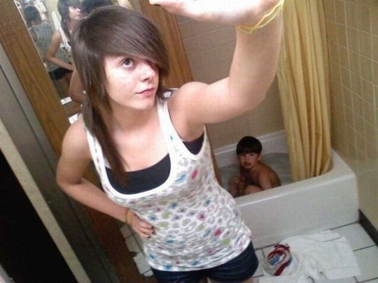 [viral-picdump-pics-eeaaac%255B2%255D.jpg]