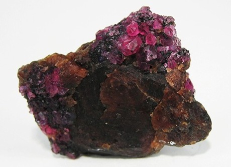 Minerals Tumblr - Corundum