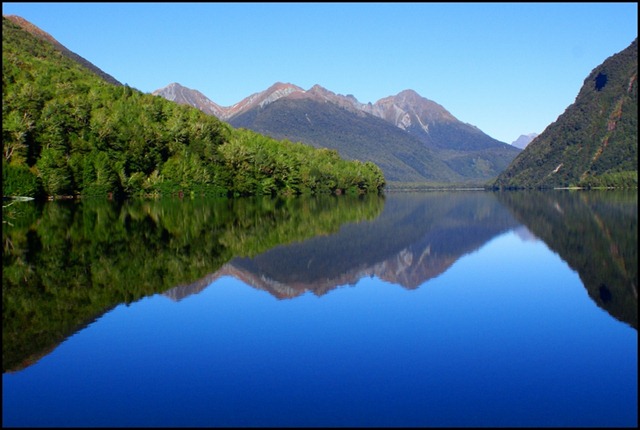 NZ Mirror Lake 2