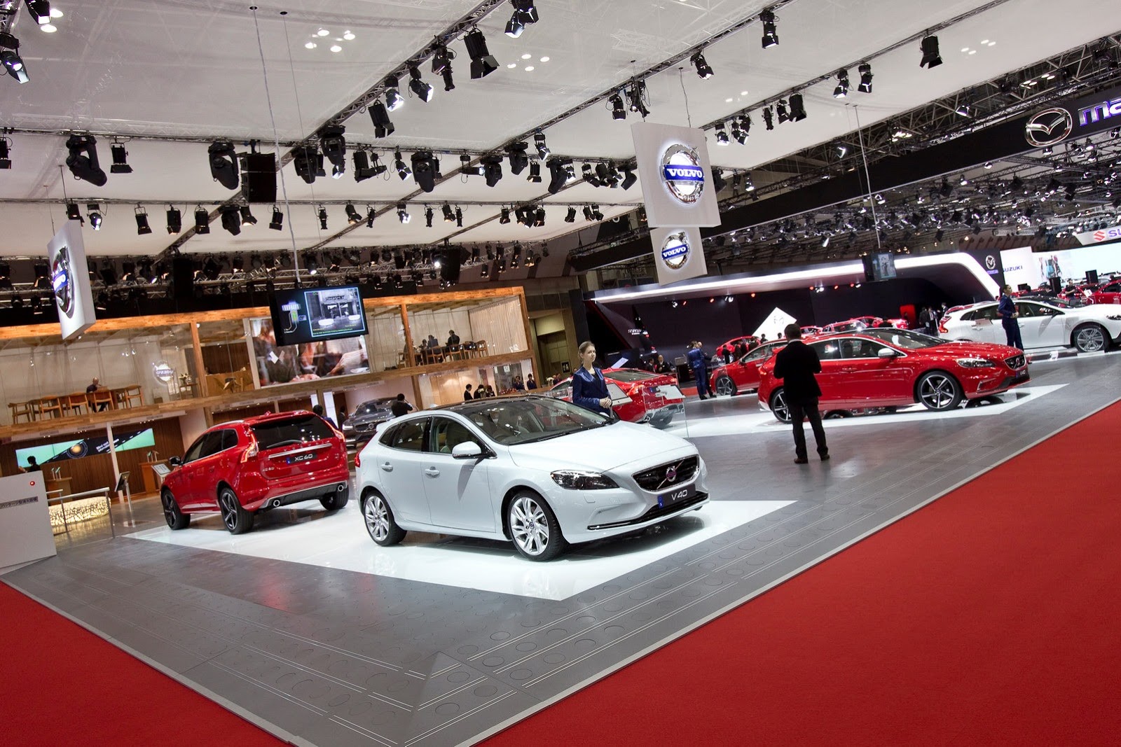 [Volvo_stand_at_the_Tokyo_Motor_Show_2013%255B2%255D.jpg]