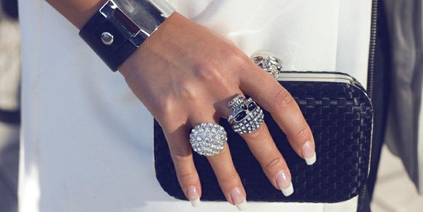amc-clutch-and-skull-ring amc-clutch-and-skull-ring