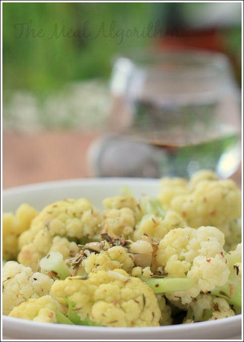 Cauliflower salad with Thyme and Garlic