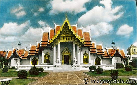 [thailand-temple4.jpg]