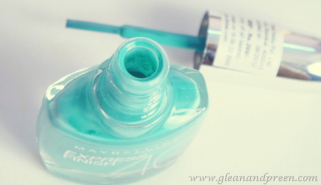 [Maybelline%2520Express%2520Finish%2520Turquoise%2520Lagoon%2520Review%255B3%255D.jpg]