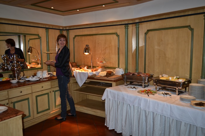 [buffet2.jpg]