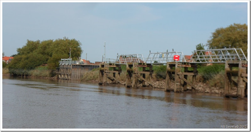 SAM_2829 Commercial moorings at Butterwick