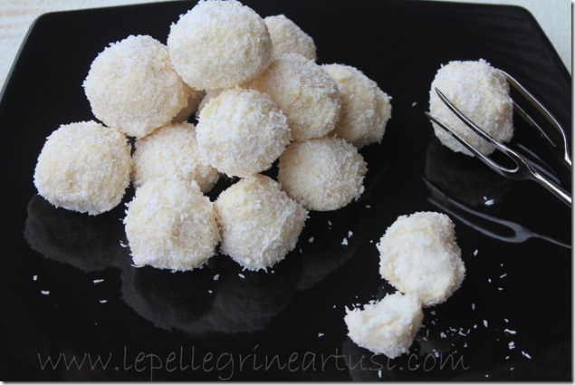 dolcetti di ricotta, cocco e cioccolato bianco 007 dolcetti di ricotta, cocco e cioccolato bianco 007