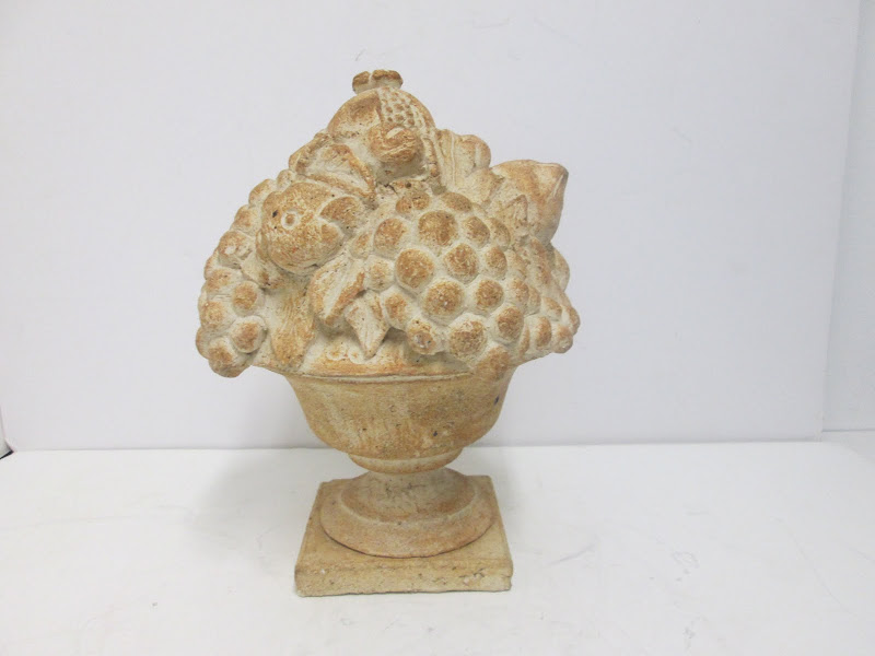 Fruit Urn Finial