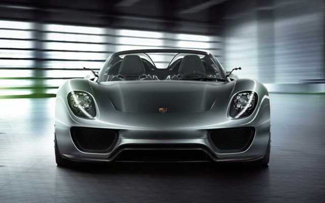 2011_Porsche_918_Spyder_1_