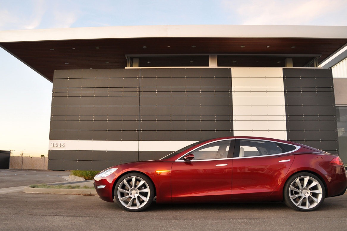[Tesla-Model-S-1%255B3%255D.jpg]