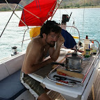 Der Fisch wird geräuchert, erster Versuch