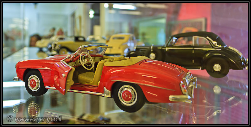 il/Фото: Выставка игрушек в Тель Авиве (20110422 ta toys 008 2612)