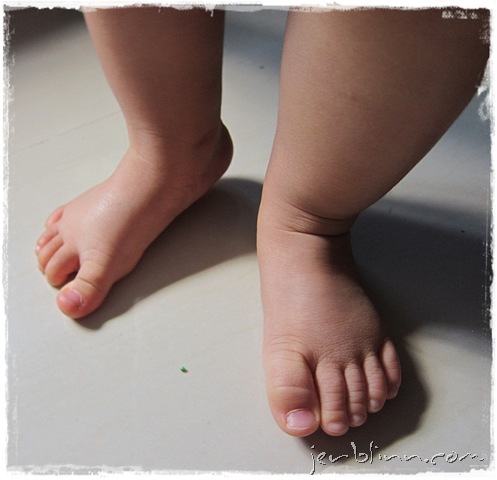 [feet8.jpg]