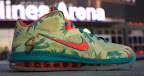 Nike LeBron 9 Low LeBronold Palmer Alternate Inverted Sample nike lebron 9 low pe lebronold palmer 4 03 Nike LeBron 9 Low LeBronold Palmer Alternate Inverted Sample