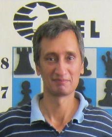 [Daniel%2520D%25C3%25A1vila%255B3%255D.jpg]