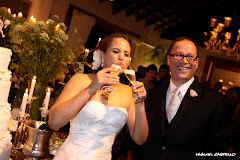 Fotos do evento Ana Clara e Marcus. Foto numero 029 do fotografo de casamento Miguel Castello, de Brasilia, DF, que faz fotos de casamento (fotografia de casamento), fotos de 15 anos (fotografia de 15 anos), fotos de modelos (ensaios para books fotograficos), fotos de gravidas (fotografia de gestantes), fotos de debutantes, fotojornalismo de casamento, fotojornalismo social e fotografia de moda em estudio. fotos casamento distrito federal brasilia de 15 anos df brasília books modelos ensaio fotografico gravidas gravida festa festas book moda vestidos penteado noiva com bolos artísticos retrato social tiaras noivas quinze