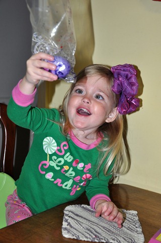 [easter%2520eggs%2521%2520033012%2520%25282%2529%255B6%255D.jpg]