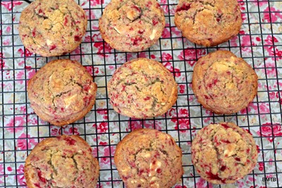 Raspberry White Chocolate Cookies by Baking Makes Things Better