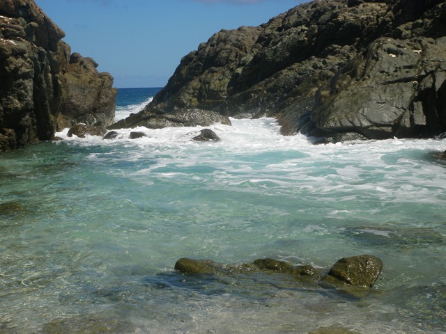 [bubbly%2520pool%252C%2520jvd%2520008%255B2%255D.jpg]