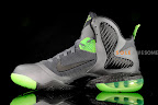 Another Look at Nike LeBron Dunkman Different Version nike lebron 9 gr black green dunkman 3 08 Another Look at Nike LeBron Dunkman Different Version