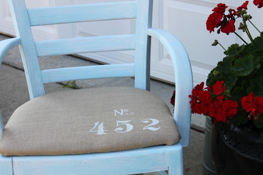 [Painted%2520Furniture%2520018%2520-%2520Copy%255B9%255D.jpg]