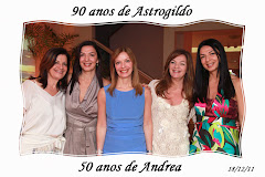 Fotos do evento Astrogildo e Andrea - 18.12.11. Foto numero 18 da Social Click Fotografia Digital, do Rio de Janeiro, RJ, que faz fotos divertidas, fotos malucas, fotos com fantasias, fotos na hora, fotografia maluca, fotografia divertida com molduras personalizadas. fotos divertidas malucas foto maluca animadas animado rj rio de janeiro divertida fantasia animada profissionais casamento imagem fotografa casamentos