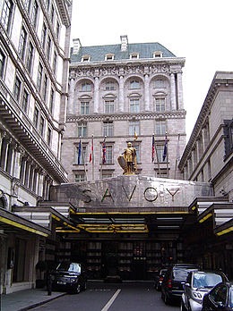 [260px-Savoy_Hotel%252C_London%255B5%255D.jpg]
