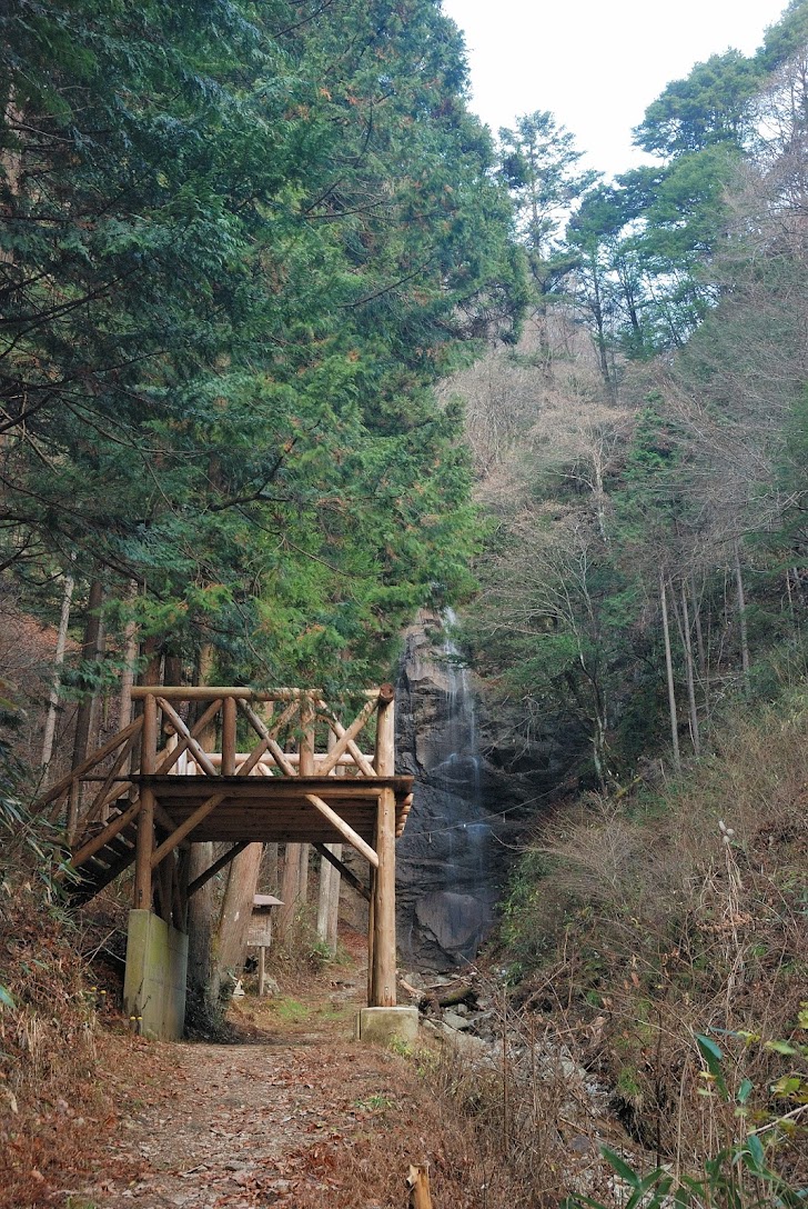 姿見不動滝の周辺