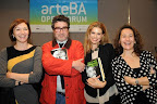 Diana Wechsler, directora de la la MAestria en Curaduria en la Untref, Justo Pastor Mellado, editor, Julieta Kemble y Florencia Battiti, editora