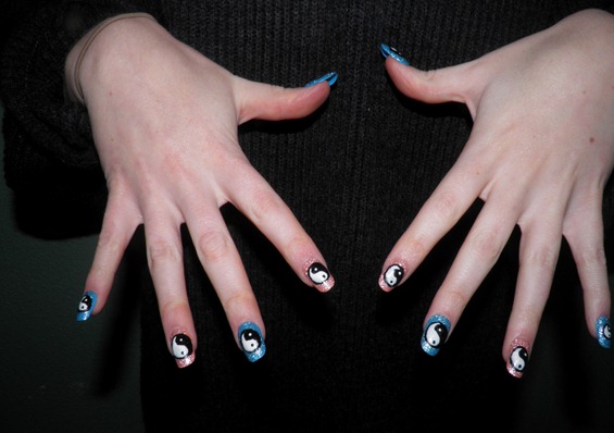 YIN YAN NAILS 7