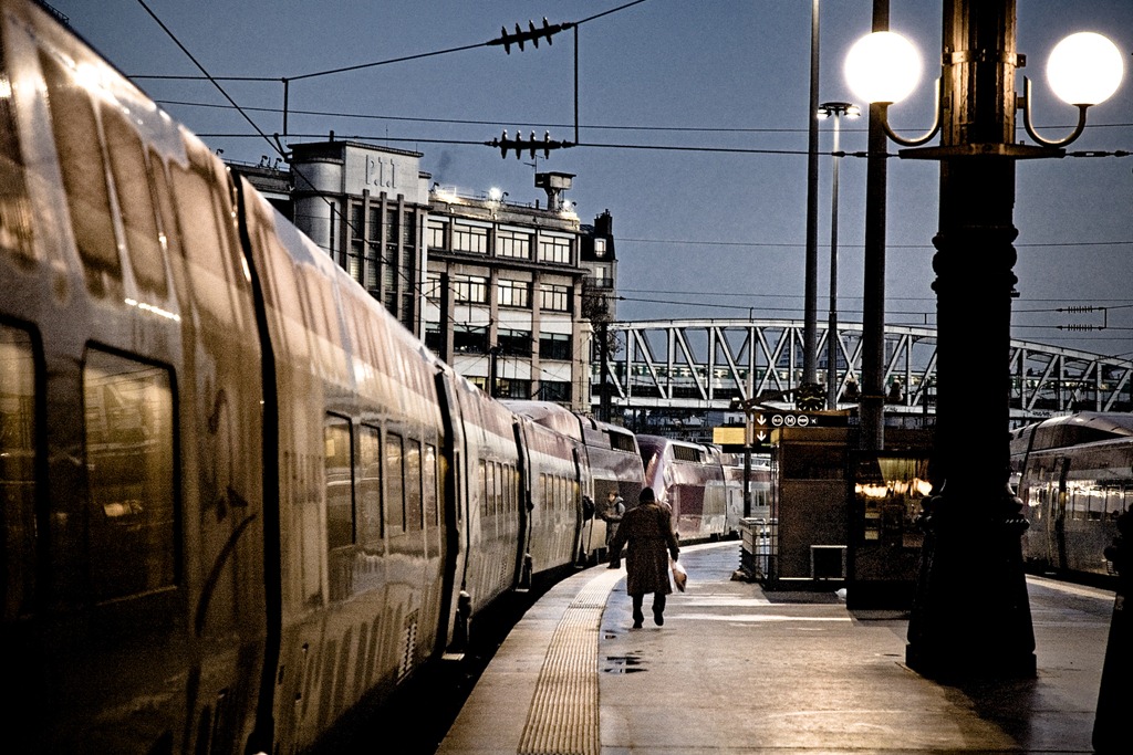 [Gare%2520du%2520Nord%252C%2520Paris%2520008%255B5%255D.jpg]
