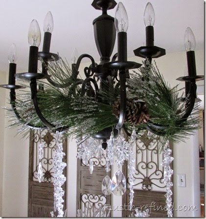 Holiday Dining Room Tour with a Buffet Tablescape @ Rustic-refined.com