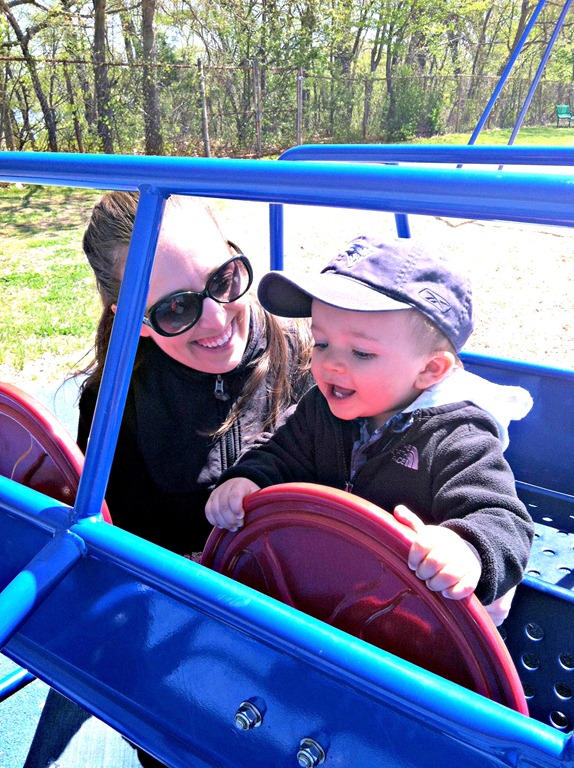 [2012.04.28%252002-Playground%2520%25286%25292%255B4%255D.jpg]