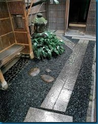 images (2) images (2)